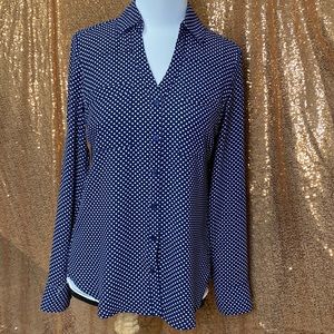 Express button up blouse. Long sleeve with three quarter length strap.